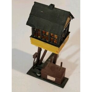 Vintage HO ScaleRevell 1958 Railroad Signal Tower Building BLD 740 Model Kit